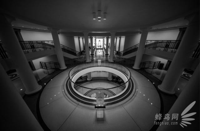 新手用佳能什么型号相机好（佳能相机新手入门用什么比较好）