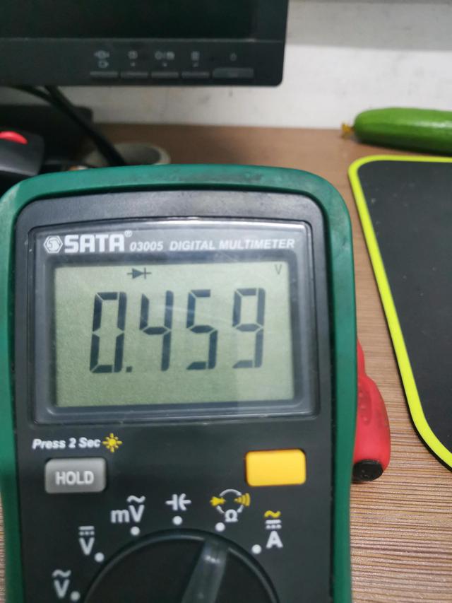 led面板灯怎么拆下来（浴霸led面板灯怎么拆下来）