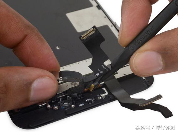苹果6s plus屏幕总成更换教程