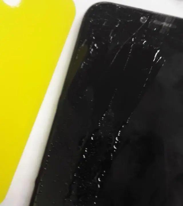 液晶屏碎了能修复吗（液晶屏碎了能修复吗要多少钱?）