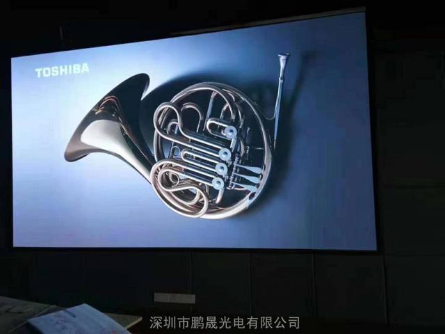 p2.5全彩led显示屏一平米多少瓦