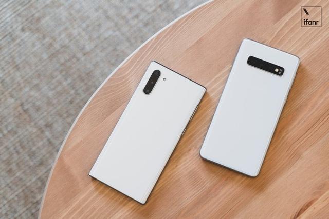 三星note10屏幕自然和鲜艳