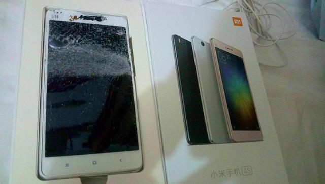 手机液晶屏维修多少钱（液晶手机屏幕碎了维修要多少钱）