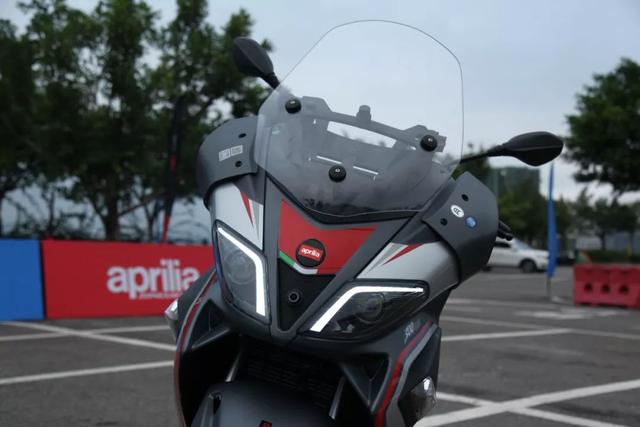 srmax300价格（阿普利亚srmax300价格）
