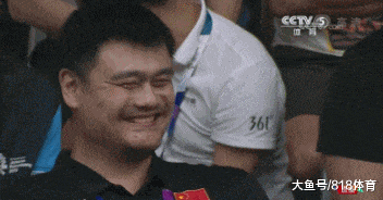 相机屏幕坏了修多少钱（手机照相坏了修一下大约多少钱）