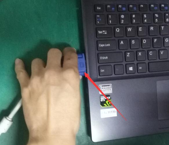 炫龙笔记本蓝屏怎么恢复出厂设置方法（炫龙笔记本开机卡在logo界面怎么办）