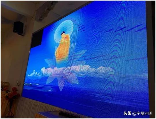 led显示屏黑屏小块什么原因