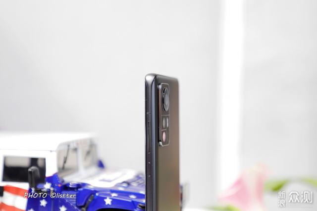 12寸液晶屏尺寸（12英寸显示屏是多少厘米）