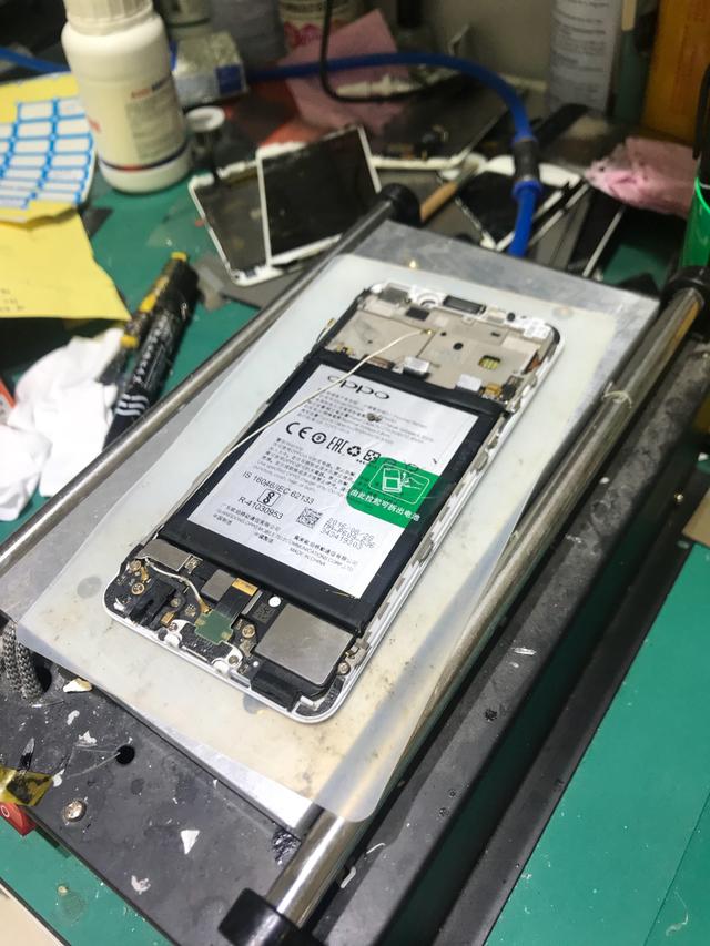 oppor9换液晶屏多少钱（oppor9plus换原装屏多少钱）