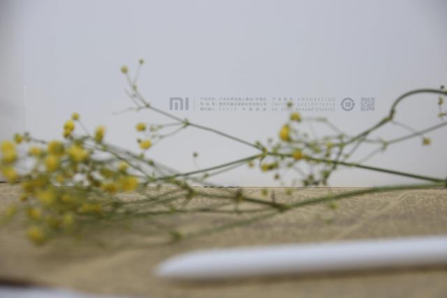 液晶小黑板怎么使用（液晶小黑板怎么使用怎么电脑）