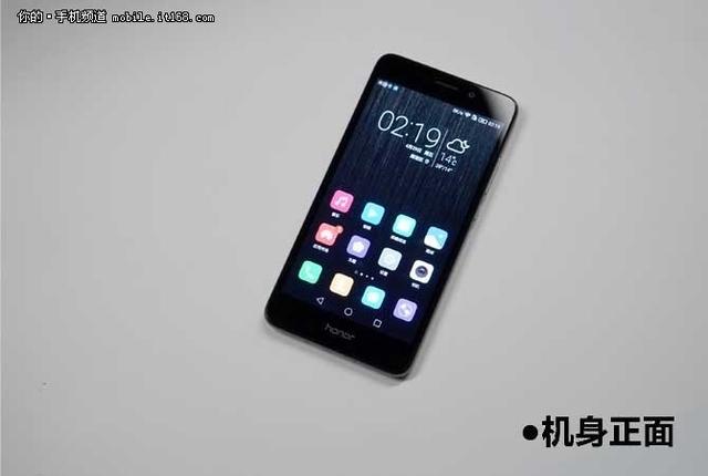 一千元和两千元手机区别（一千的手机和两千的手机有什么区别）