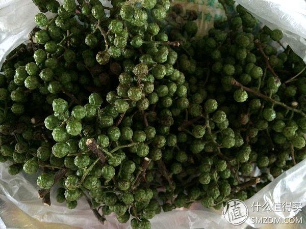 泡菜坛子第一次使用怎么处理这坛子（新买的泡菜坛子怎么处理才可以用泡）