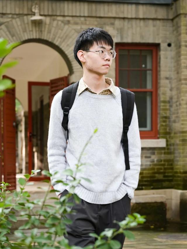 清华北大学生从小就是学霸吗（不是每一个清华北大学生出来都很优秀）