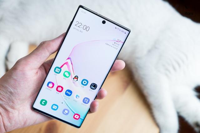 三星note10屏幕自然和鲜艳