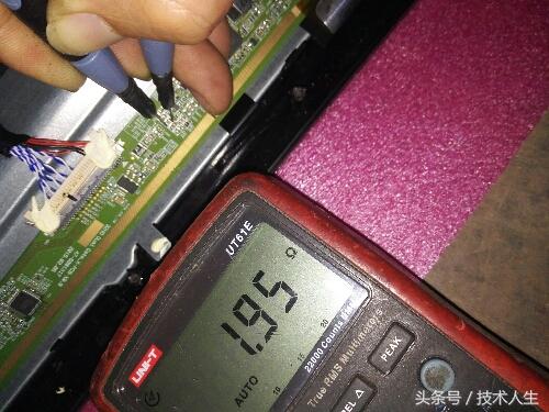 液晶电视自动待机是什么原因（电视出现自动待机是什么原因）