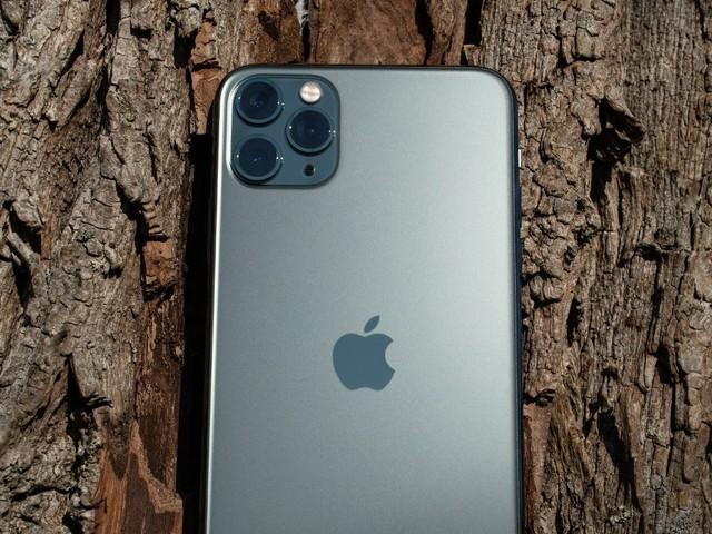 iphone4液晶屏（iphone4液晶屏排线位置）