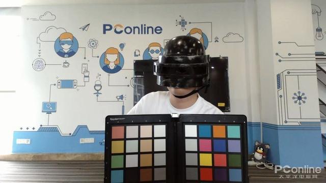 电脑摄像头为什么不清楚模糊的很（为什么电脑摄像头很模糊了怎么回事）