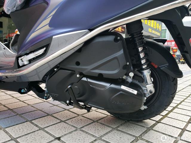 万元以内性价比最高的踏板摩托车（一万左右的踏板摩托车哪个性价比最好）