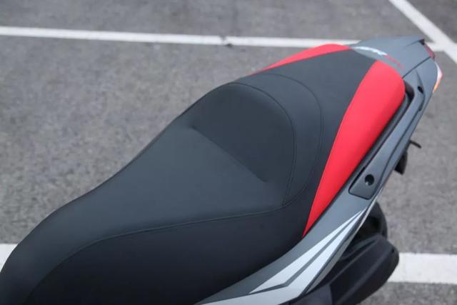 srmax300价格（阿普利亚srmax300价格）
