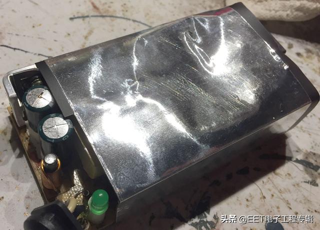 电脑电源电容坏了有什么现象