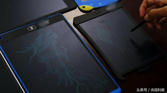 液晶显示器里的液体是什么（液晶显示器里面的液体叫什么）