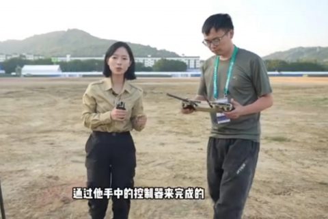 《越高端，越特殊用途地面站标配深圳宇锡液晶屏》