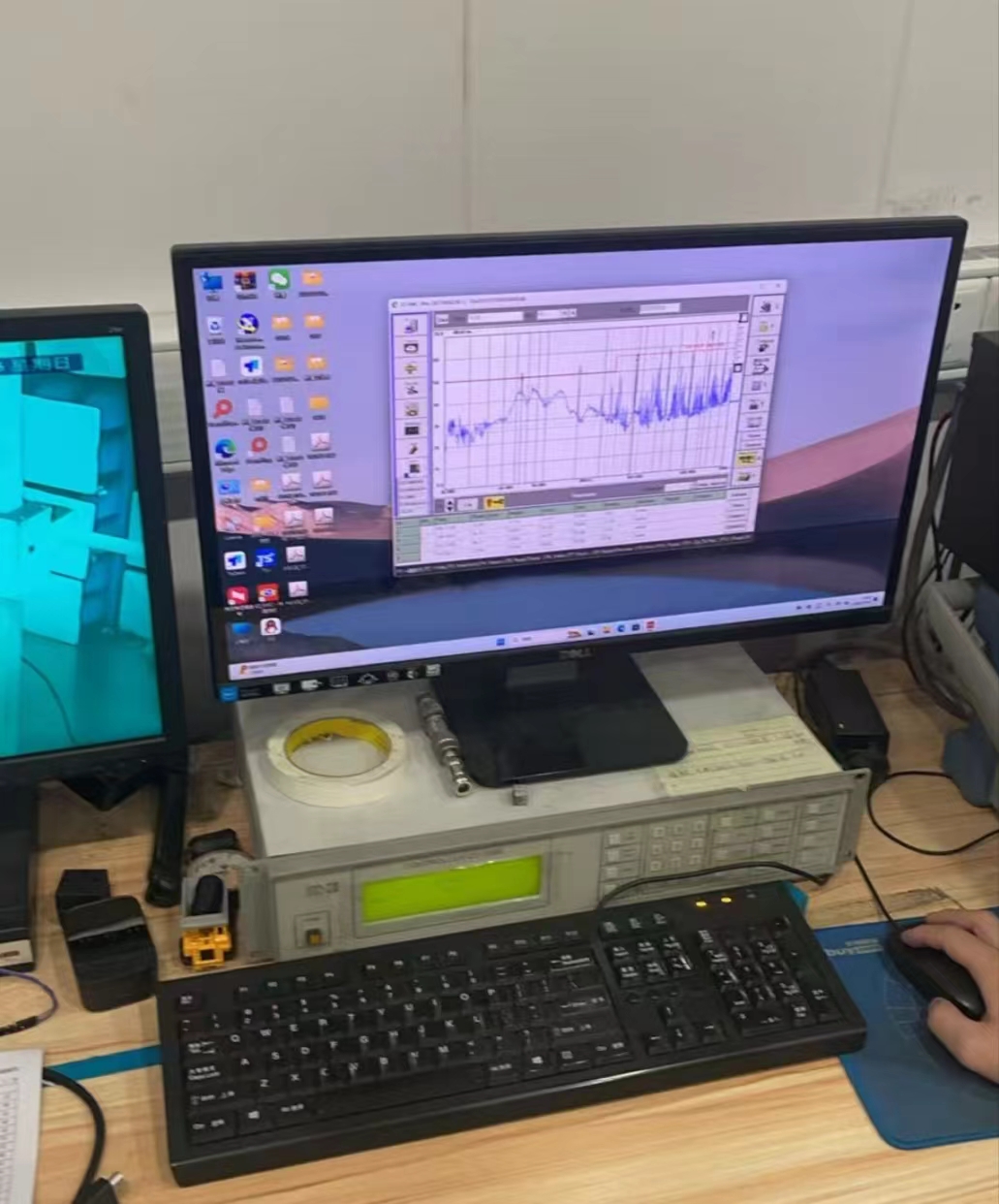 《深圳宇锡签约战略合作电磁兼容实验室》