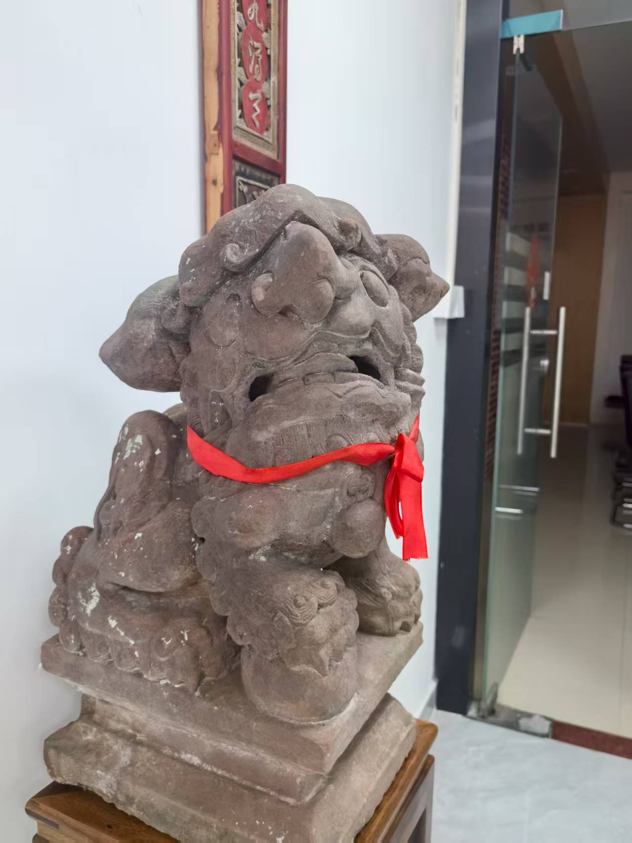 《深圳宇锡4寸全国产-40℃低温工作AMOLED高亮屏“白露为霜”特别款》
