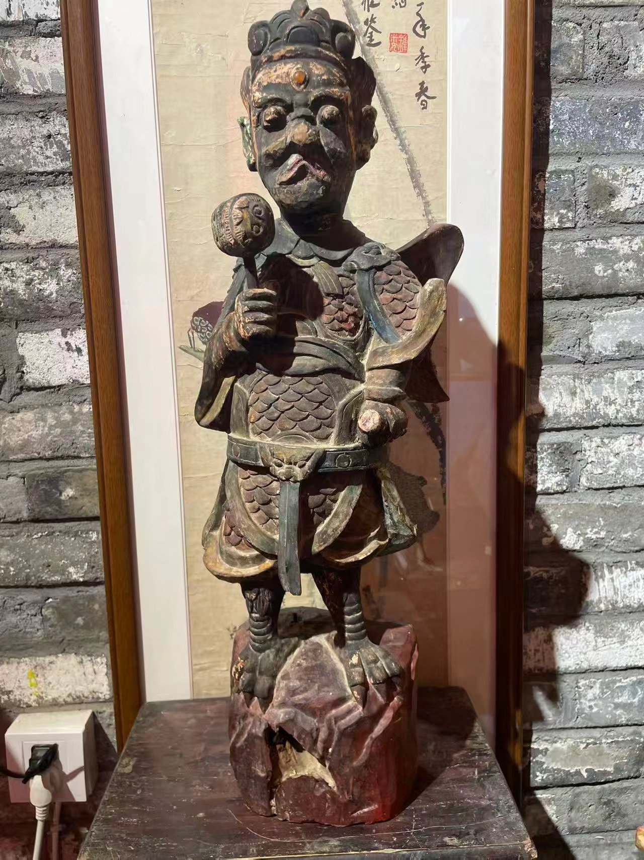 《深圳宇锡4寸全国产-40℃低温工作AMOLED高亮屏“白露为霜”特别款》