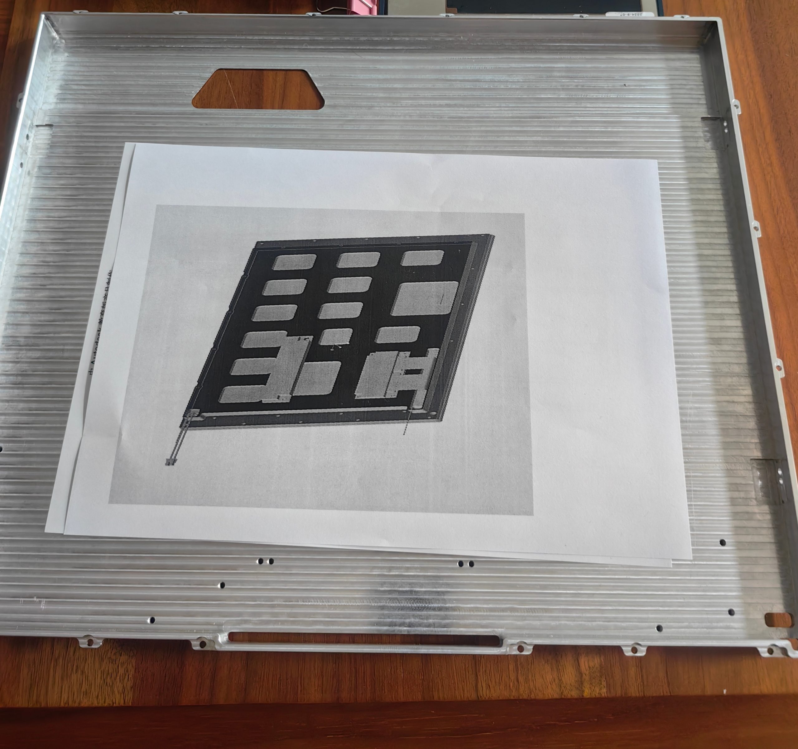 深圳宇锡深度定制带CNC框背光全加固模组