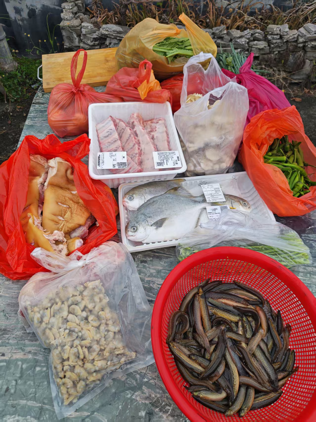 《深圳宇锡凤凰山柴火家宴|利他是最好的商业模式》