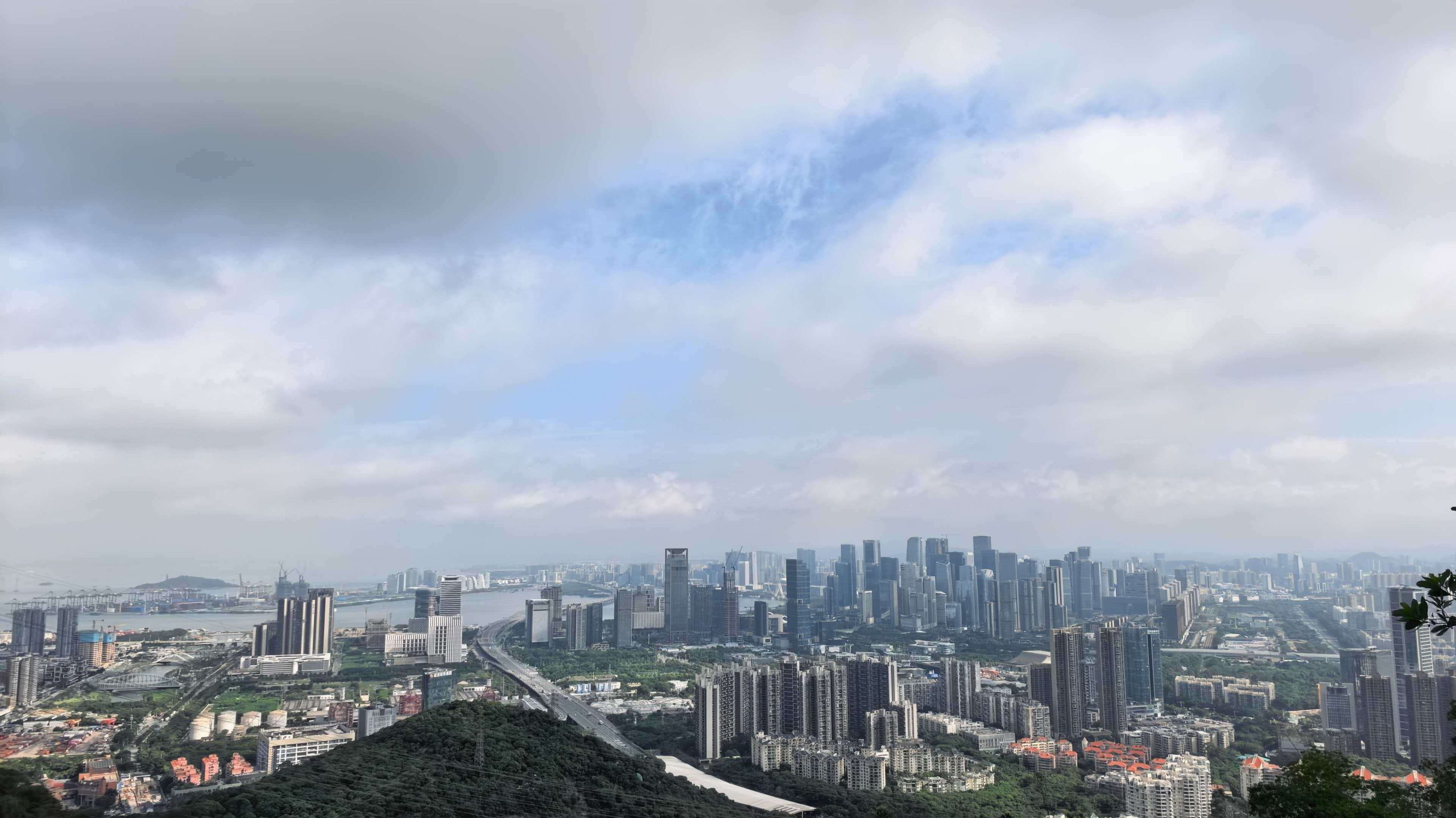 《自洽 利他｜深圳宇锡重阳登见己见远》
